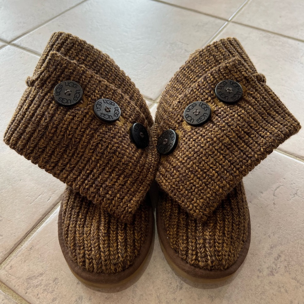 UGG BROWN SWEATER BOOTS